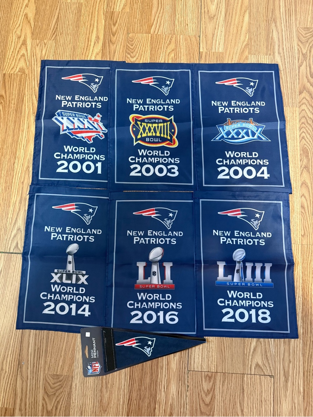 New England Patriots Super Bowl Champions Navy Banner Set
